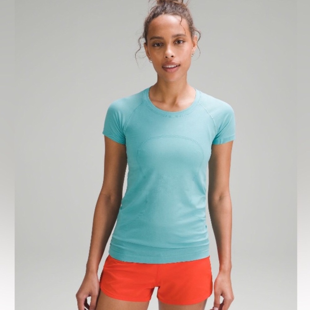 lululemon athletica Aqua Short-Sleeve Seamless Tee